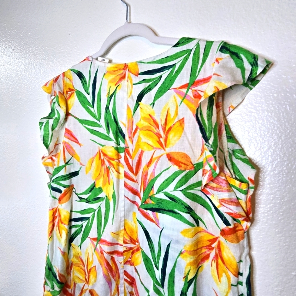 Nicole Miller | Linen Tropical Floral Print V-Neck Shift Mini - Picture 4 of 5